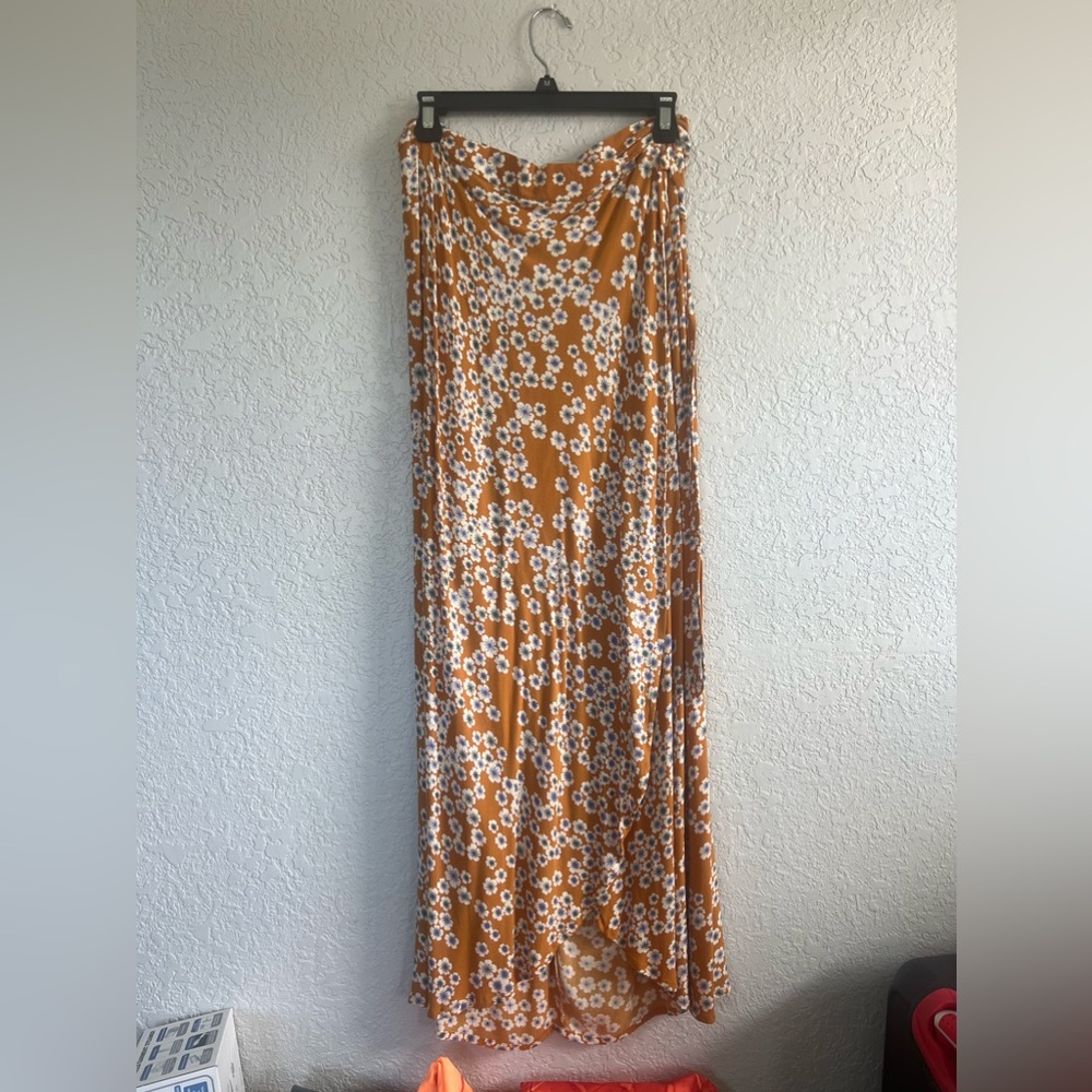 Fighting Eel Skirt Sheeba.